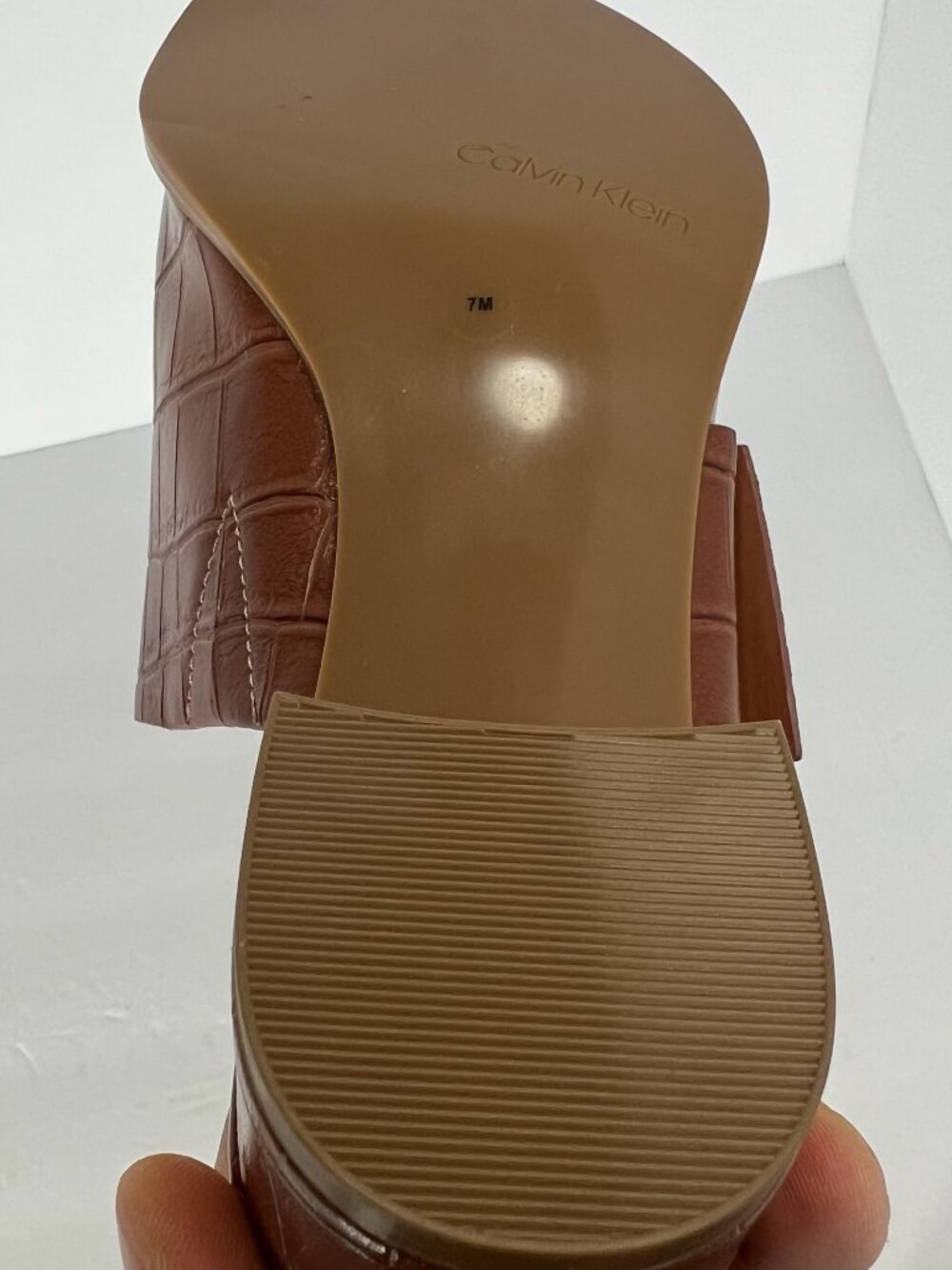 NWOT Calvin Klein Brown Daria Croc Toe Loop Buckle Block Heel Sandal size 7 - Picture 13 of 13